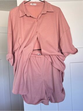 EKOUAER Womans Oversized Pink Button Front Shirt With Matching Shorts Set - Sz M